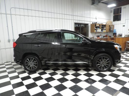 2023 GMC Terrain Denali 010