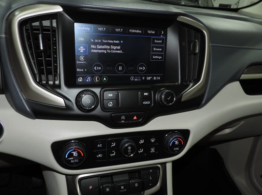 2023 GMC Terrain Denali 036