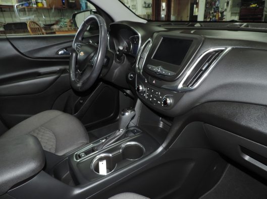 2020 Chev equinox Black 023