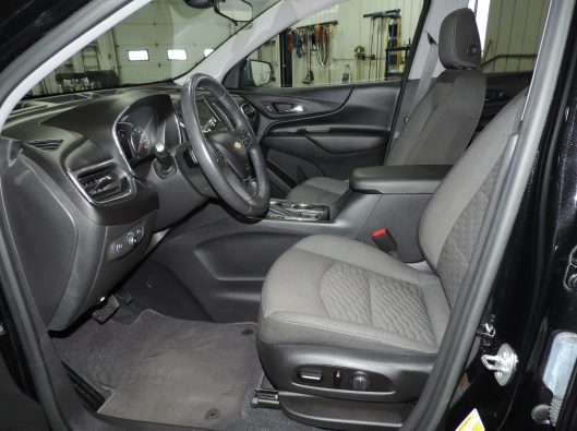 2020 Chev equinox Black 032