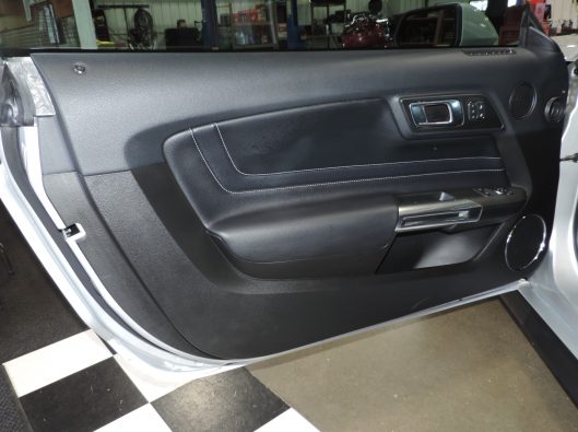 2019 Ford Mustang GT Silver 027