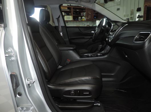 2020 Chev Equinox Premier Silver 018