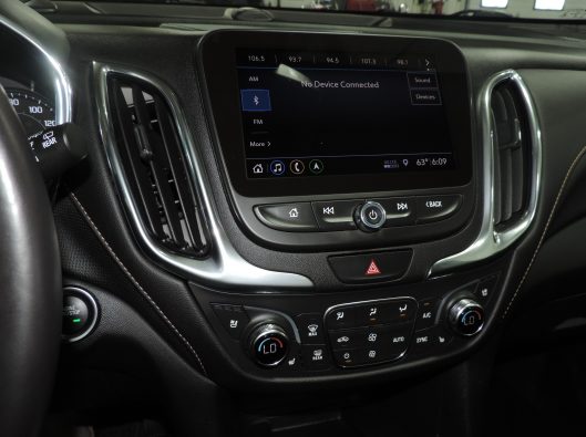 2020 Chev Equinox Premier Silver 035