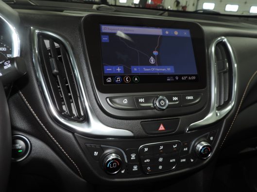 2020 Chev Equinox Premier Silver 036