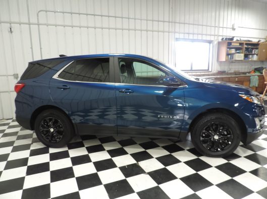 2021 Chev Equinox Blue AWD 010