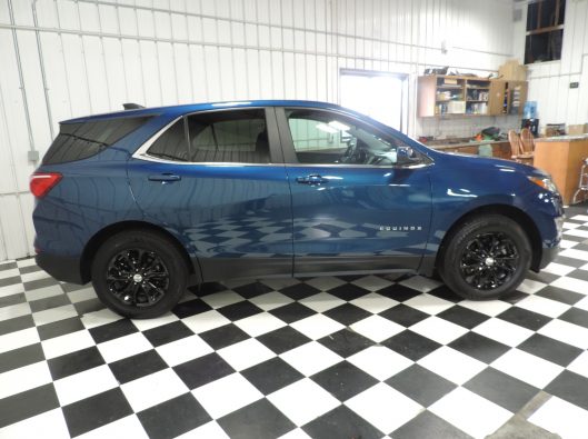 2021 Chev Equinox Blue AWD 011