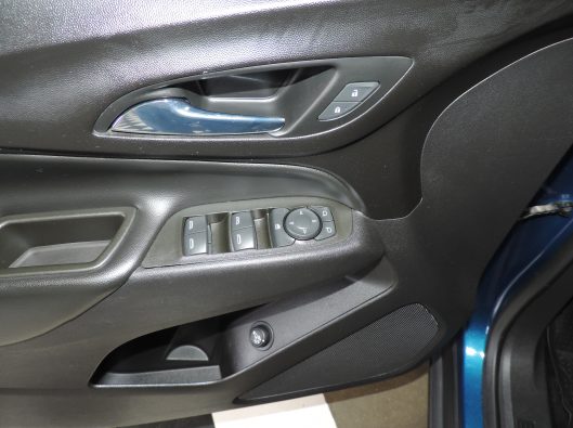 2021 Chev Equinox Blue AWD 033