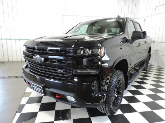 2021 Chev Trailboss Black 005 - Copy