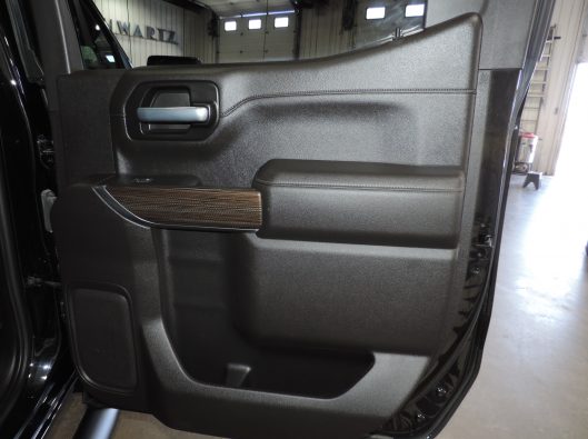 2021 Chev Trailboss Black 032 - Copy
