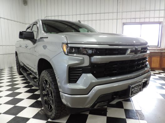2023 Chev Silverado Gray Rally RST 006