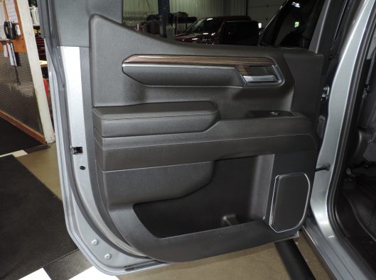 2023 Chev Silverado Gray Rally RST 028