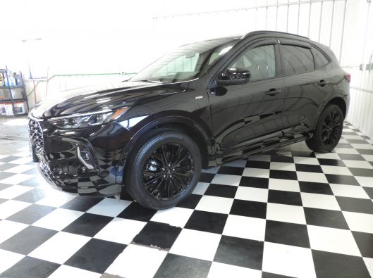 2023 Ford Escape Elite 003