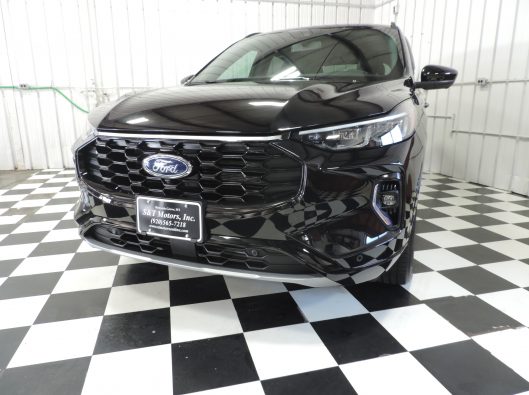 2023 Ford Escape Elite 004