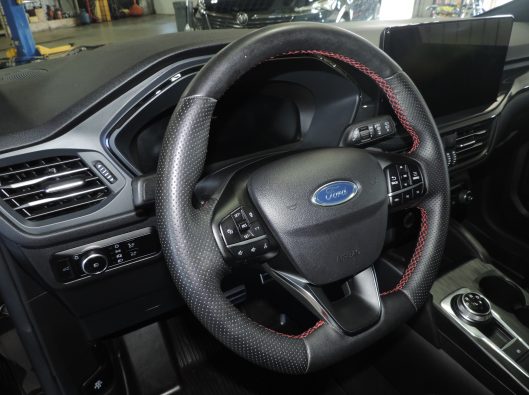 2023 Ford Escape Elite 035