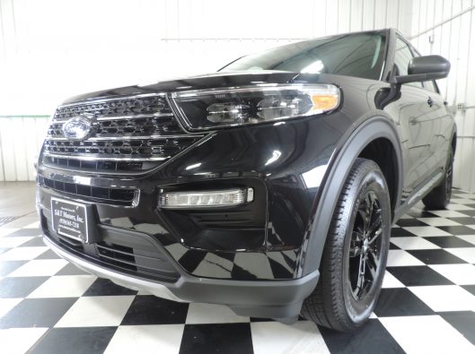 2023 Ford Explorer Black 006