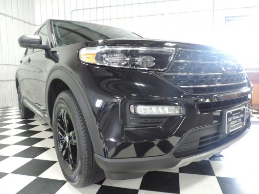 2023 Ford Explorer Black 007