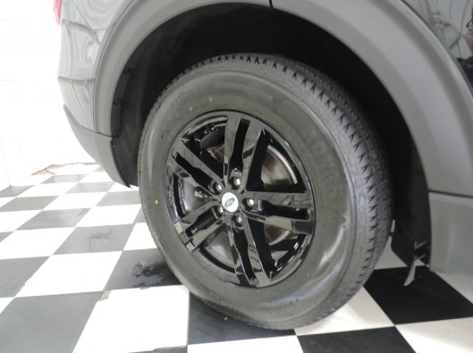 2023 Ford Explorer Black 014