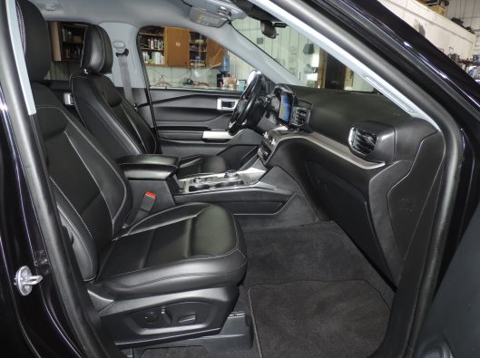 2023 Ford Explorer Black 023