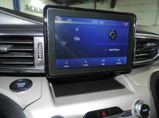 2023 Ford Explorer Black 040