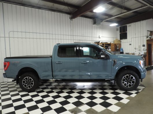 2023 Ford F150 Blue 011
