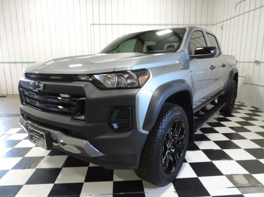 2024 Chev Colorado 001