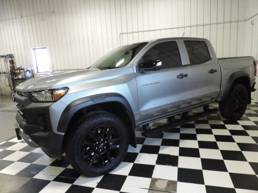 2024 Chev Colorado 004