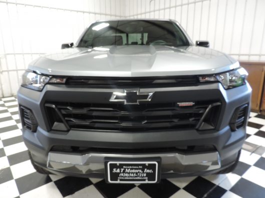 2024 Chev Colorado 006