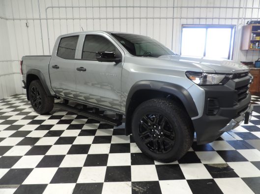2024 Chev Colorado 010