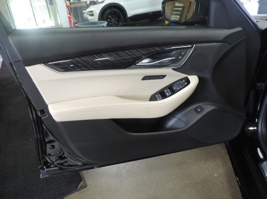 2022 Cadillac CT5 Premium Black 032