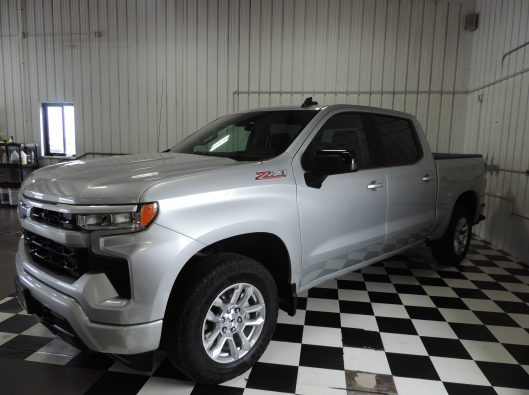 2022 Chev Silverado Crew RST 003