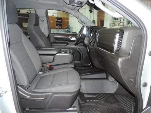 2022 Chev Silverado Crew RST 025