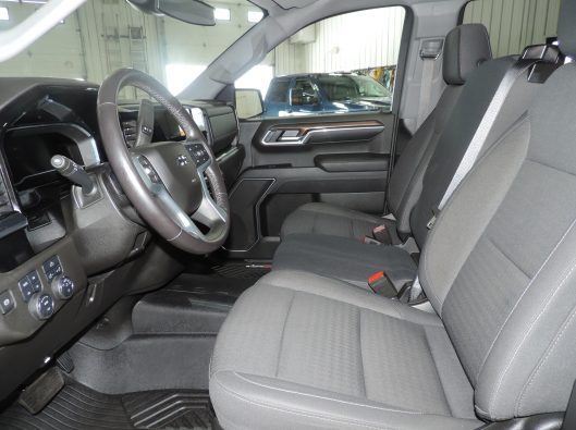 2022 Chev Silverado Crew RST 037