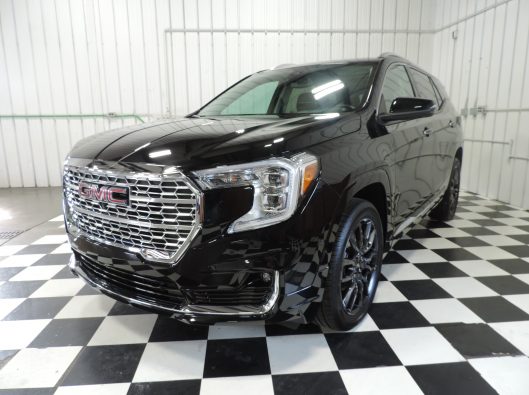 2022 GMC Terrain Denali 001