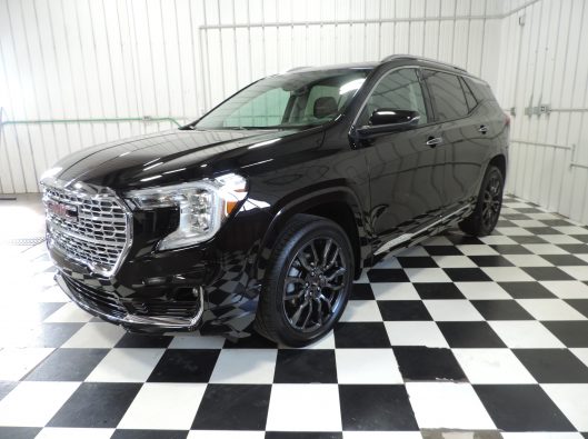 2022 GMC Terrain Denali 002