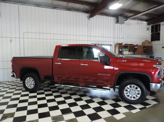 2024 CHev HD 3500 LTZ Red 011