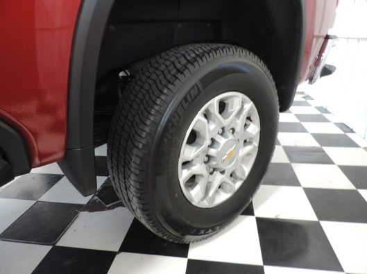 2024 CHev HD 3500 LTZ Red 021