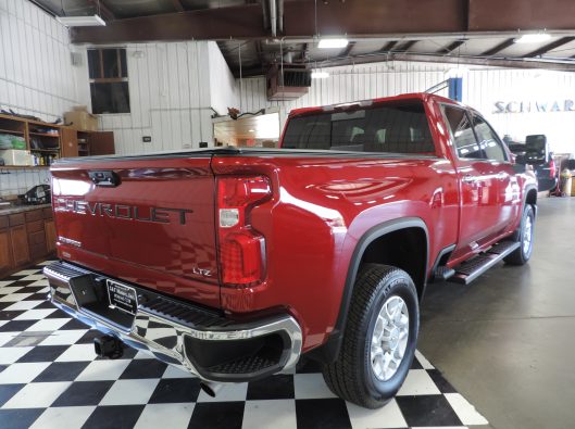 2024 CHev HD 3500 LTZ Red 025
