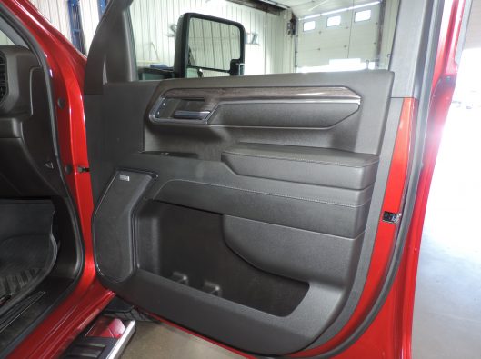 2024 CHev HD 3500 LTZ Red 031