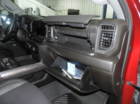 2024 CHev HD 3500 LTZ Red 033