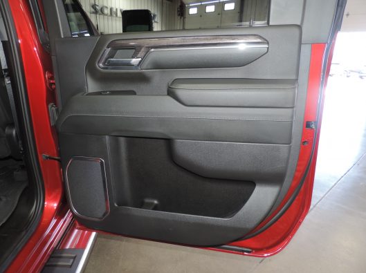 2024 CHev HD 3500 LTZ Red 035