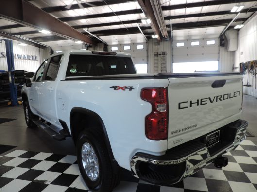 2024 Chev Silverado HD 3500 White 022