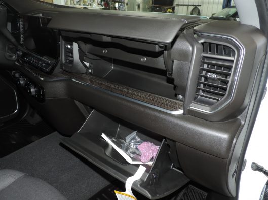 2024 Chev Silverado HD 3500 White 029