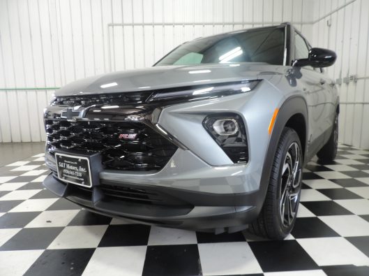 2025 Chev Trailblazer RS Gray 006