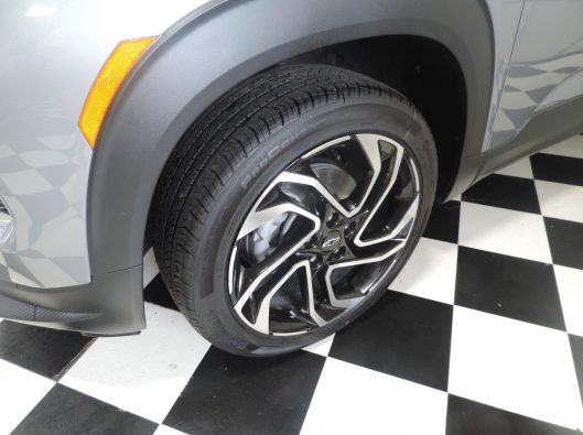 2025 Chev Trailblazer RS Gray 014