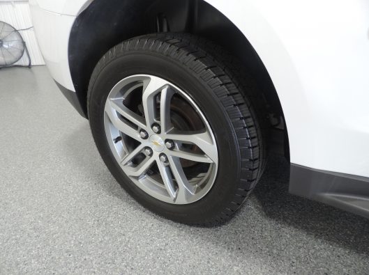 2017 Chev Equinox Premier 013
