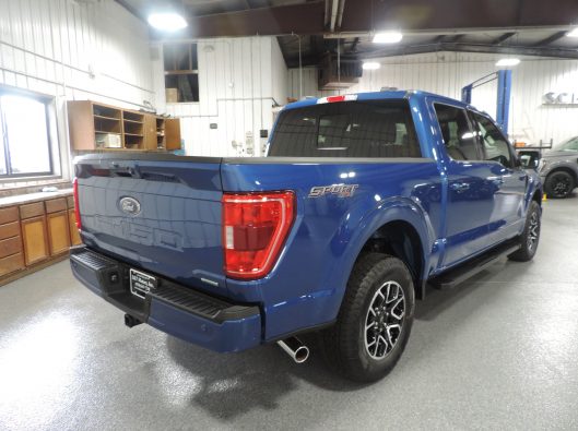 2022 Blue Ford F150 020