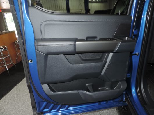 2022 Blue Ford F150 031