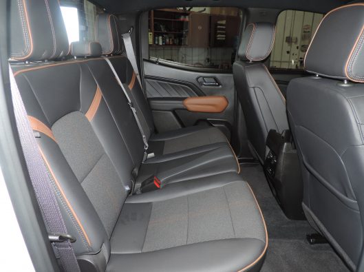 2024 GMC Canyon White 031