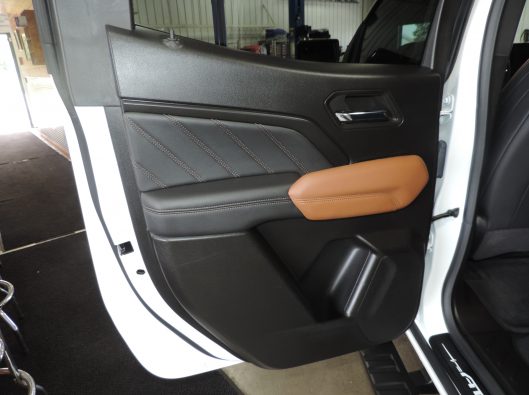 2024 GMC Canyon White 032