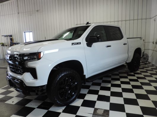 2025 Chev Silverado TB White 003